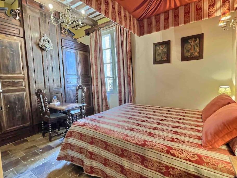 Chez Lydia - Osez La Vie De Chateau ! Pont Du Gard, Uzes *